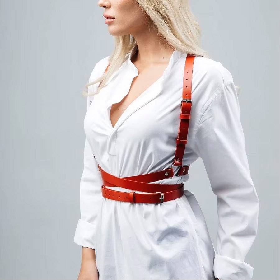 Skórzany harness do biustonosza