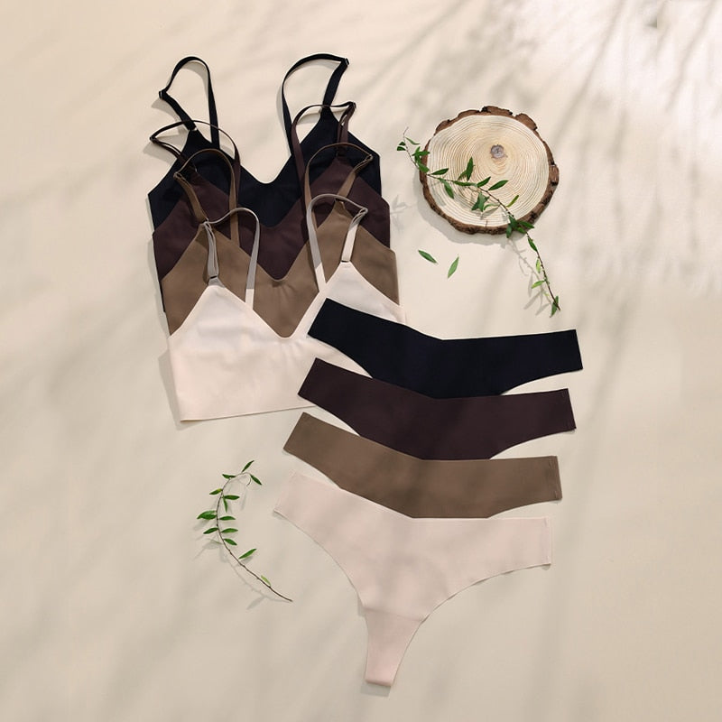 Bezszwowy komplet bielizny