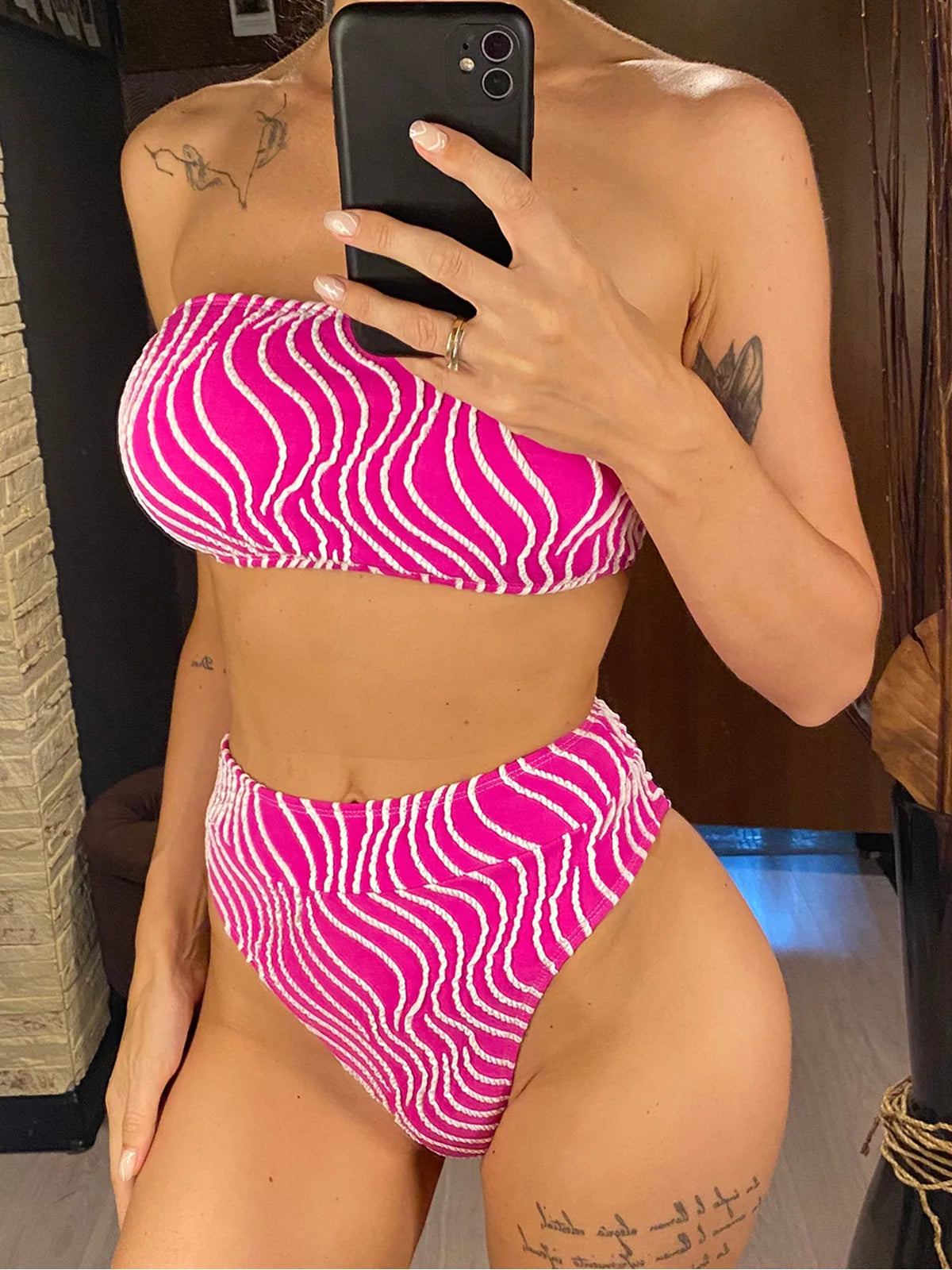 Strój kąpielowy z wysokim stanem