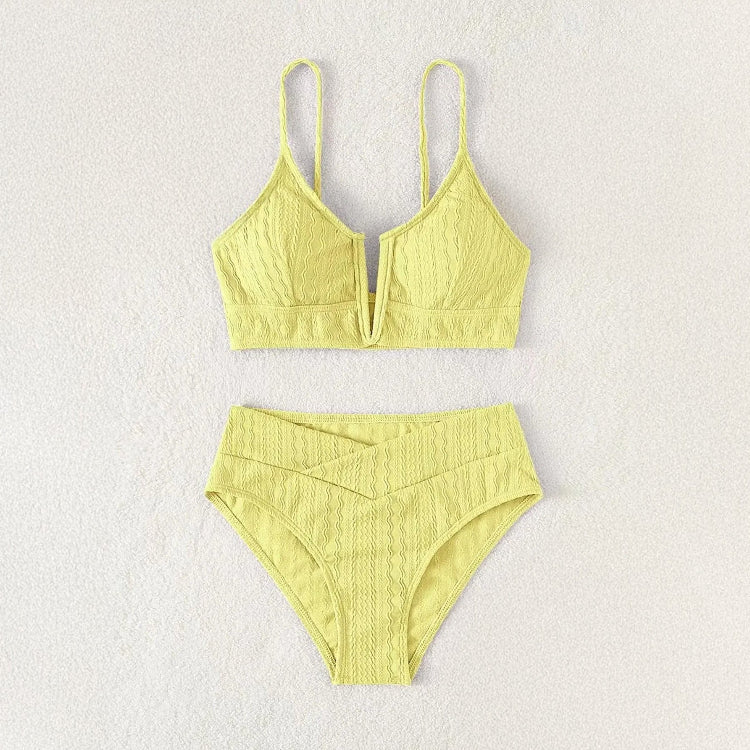 Bikini z wyższym stanem