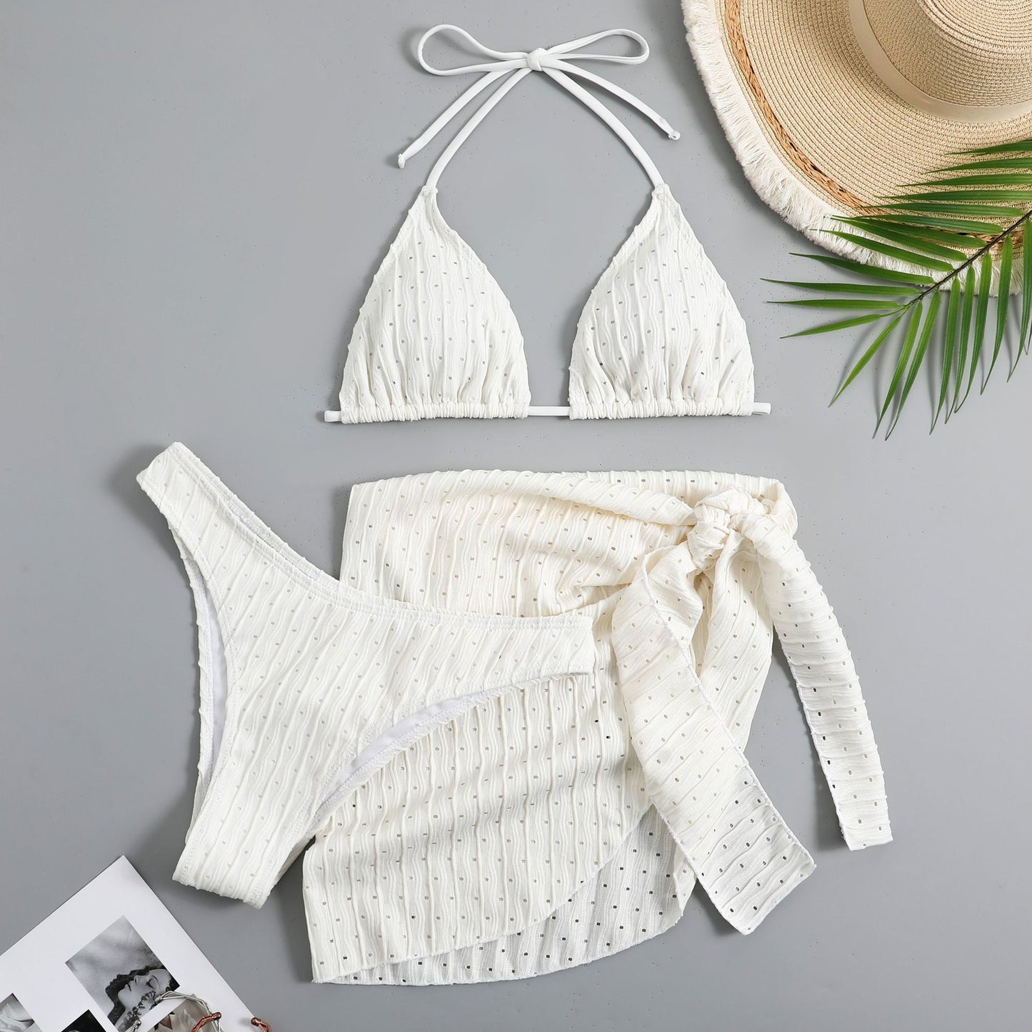Komplet bikini z wiązaną spódniczką