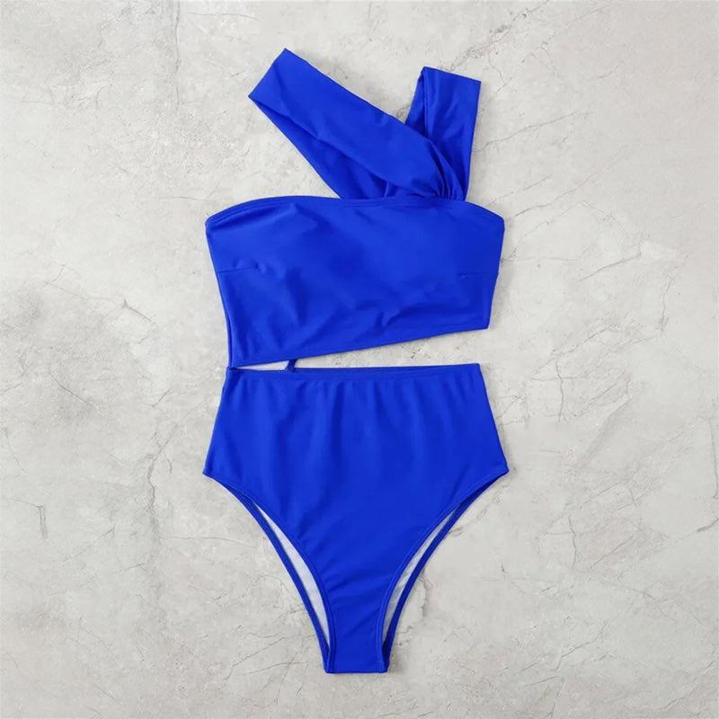 Monokini z wycięciem