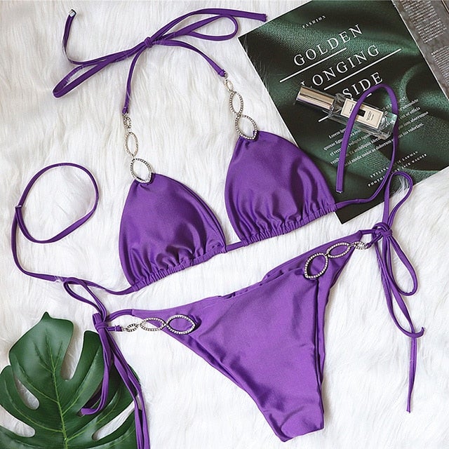 Bikini z diamentowymi elementami
