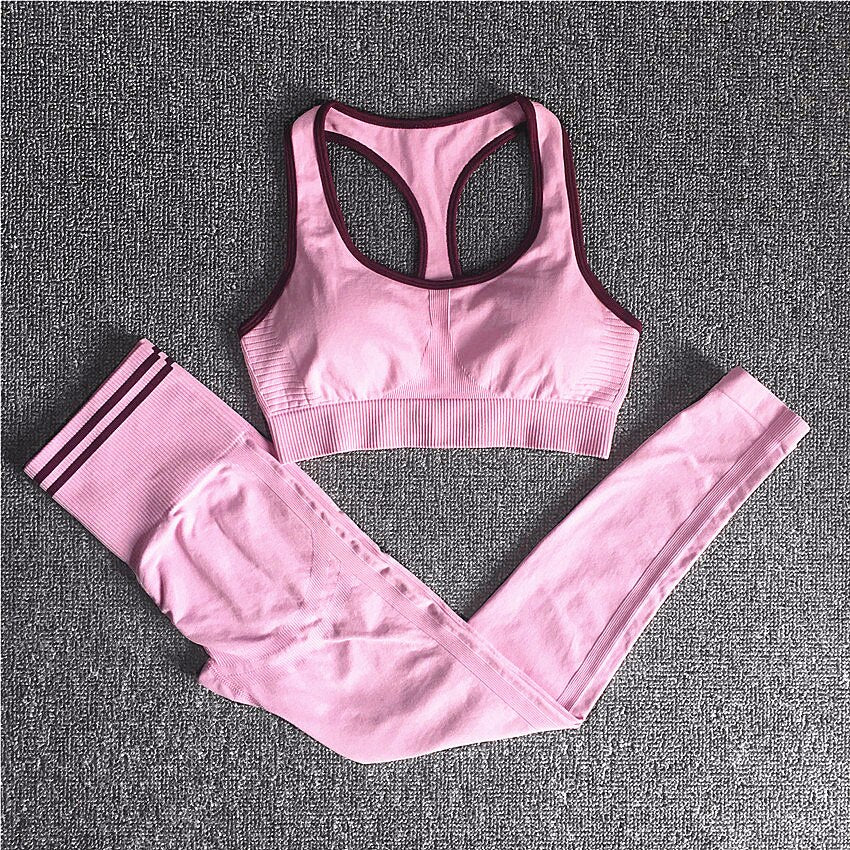 Top sportowy oraz legginsy