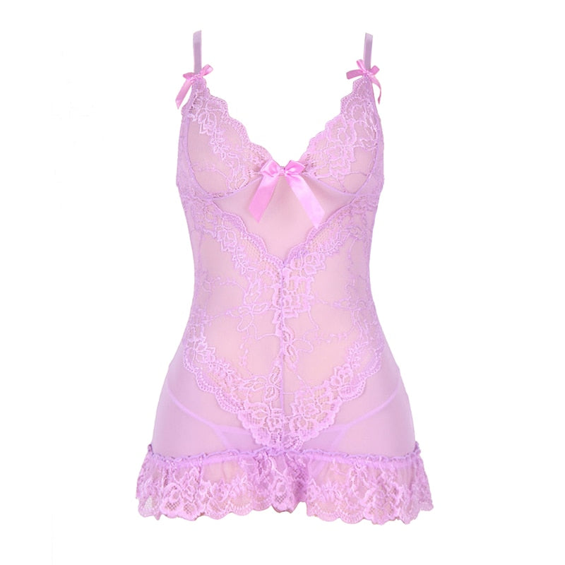 Delikatnie prześwitująca koszula nocna