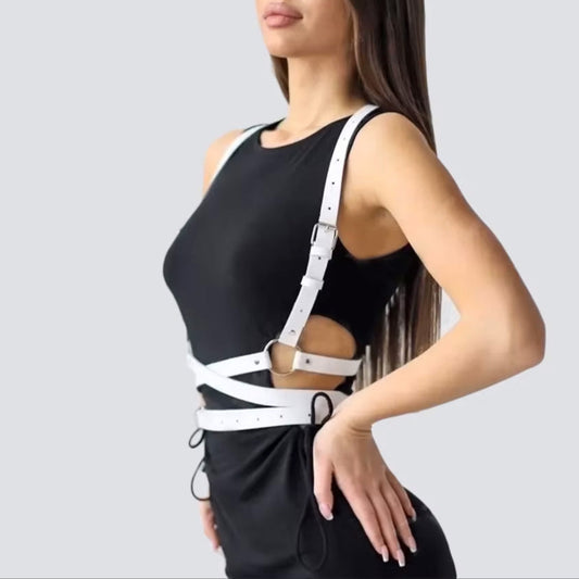 Skórzany harness do biustonosza