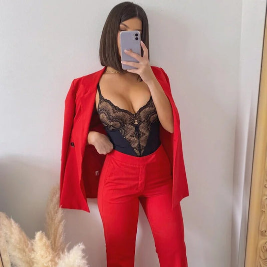 Body plus size z koronkową wstawką