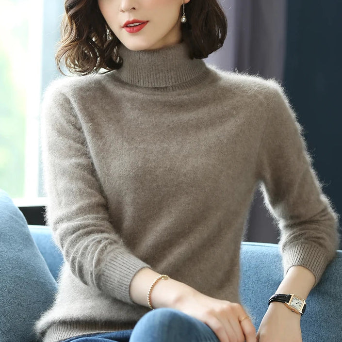 Kaszmirowy sweter z golfem