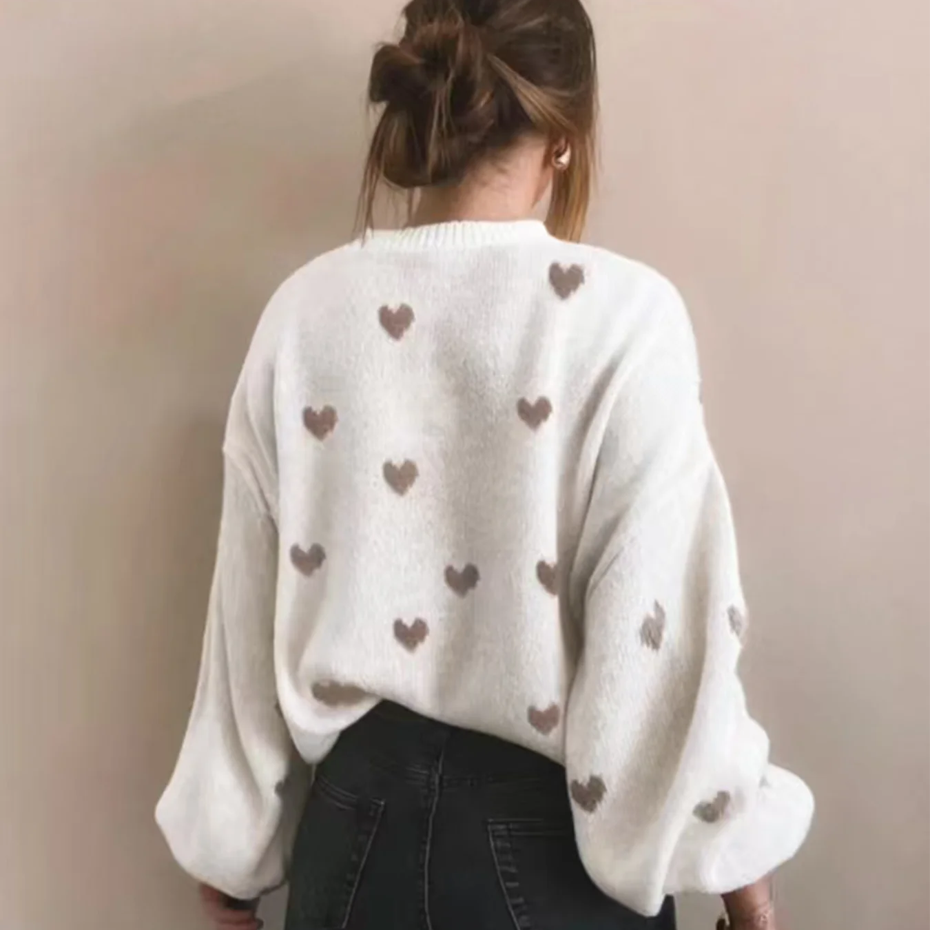 Damski sweter w serca