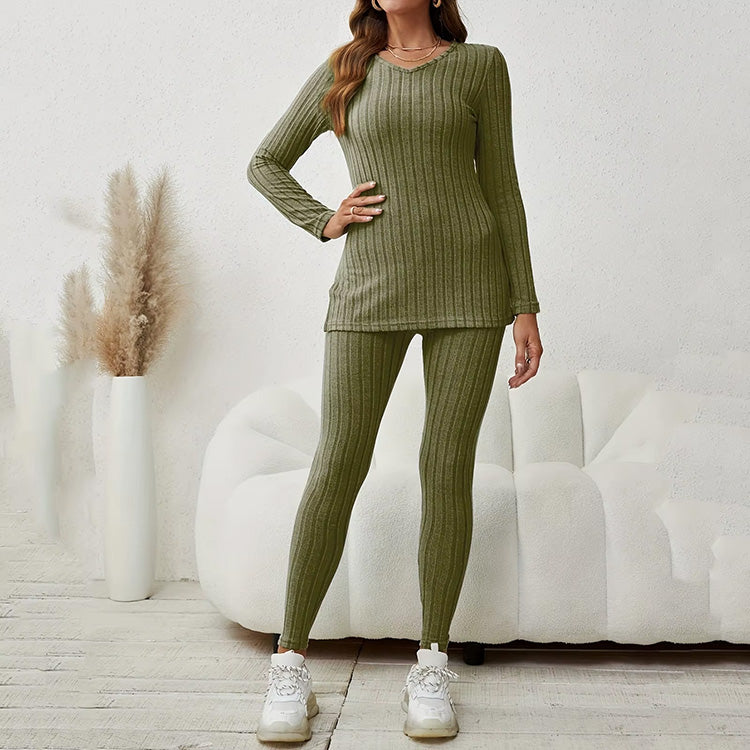 Komplet domowy z dłuższym topem