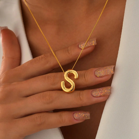 Naszyjnik z inicjałem