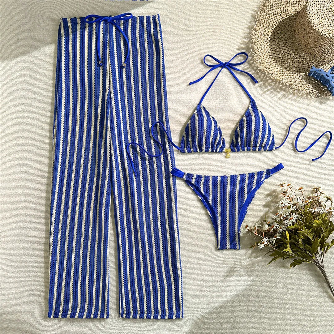 Bikini w paski z narzutką