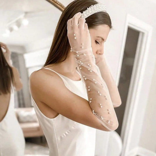 Długie rękawiczki z perełkami