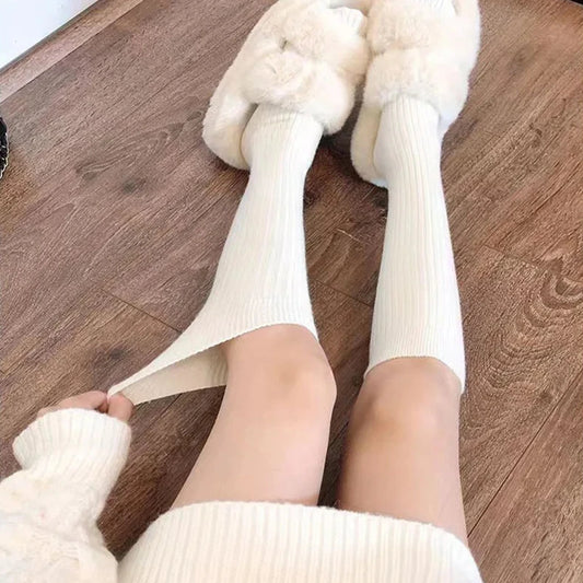 Prążkowane podkolanówki damskie