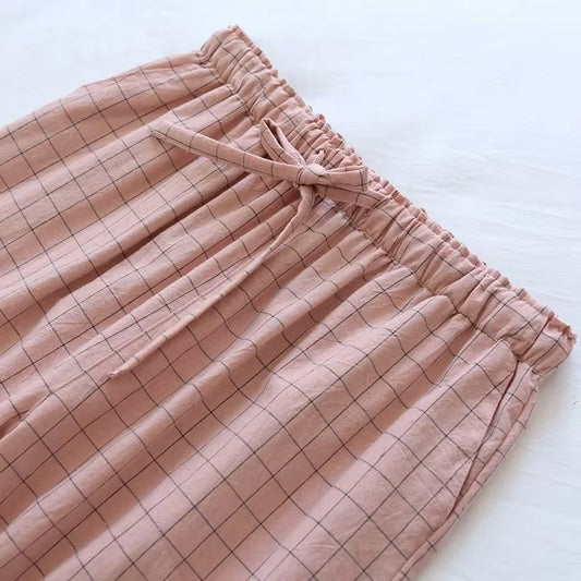 Różowe spodnie piżamowe