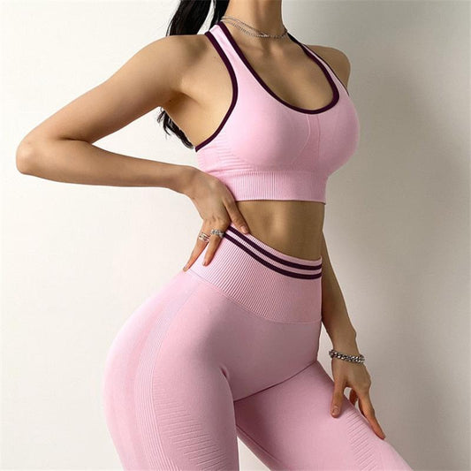Top sportowy oraz legginsy